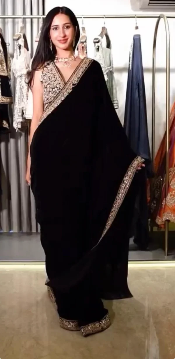 Beautiful Designer Winter Special Saree Saree Presenting