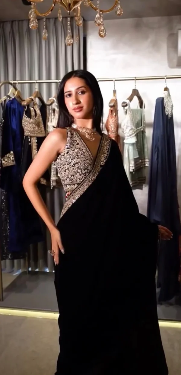 Beautiful Designer Winter Special Saree Saree Presenting